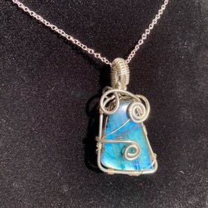 Labradorite pendant